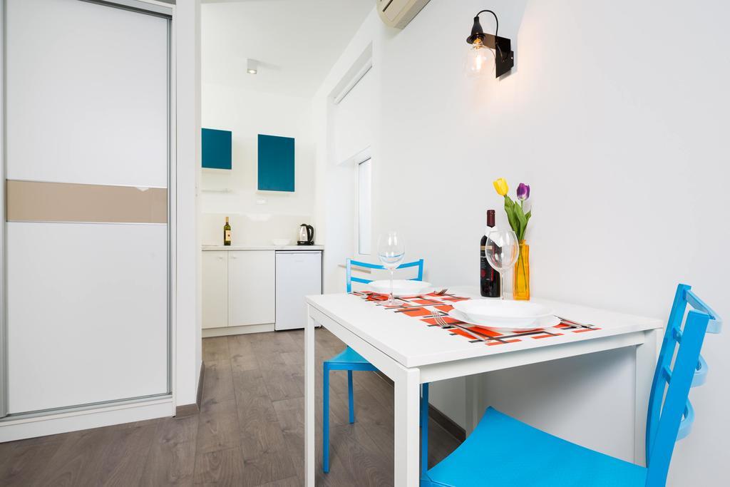 Split Dreams Apartments Bilik gambar